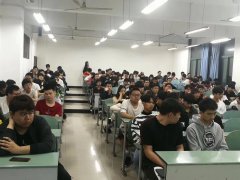 超跑计划讲座：湖北轻工职业技术学院